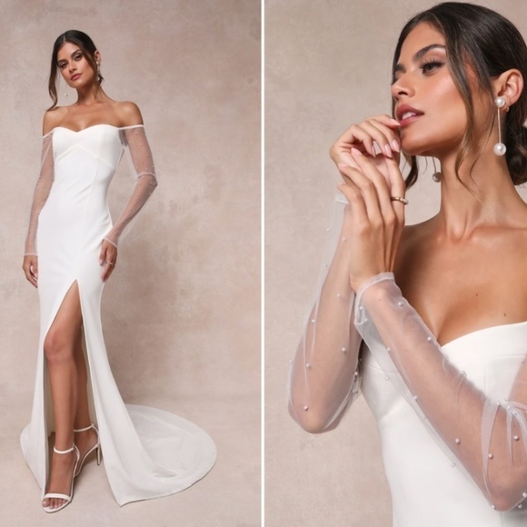 LULU's Wedding Bridal Elegant Sexy Long Sleeve Off the Shoulder Gown NWOT - Picture 1 of 3